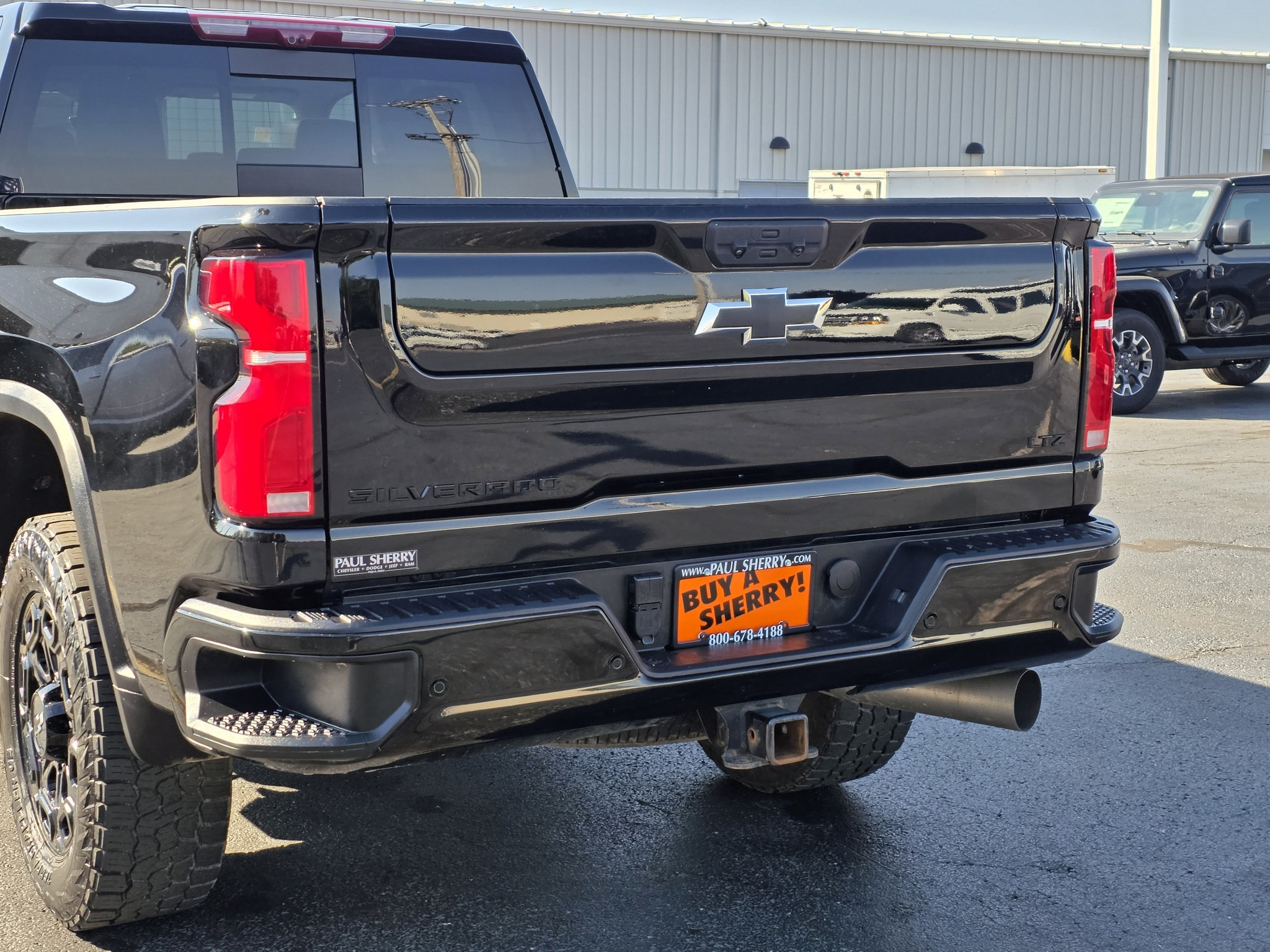 Used 2024 Chevrolet Silverado 3500 LTZ w/ LTZ Plus Package AWD/4WD image 11