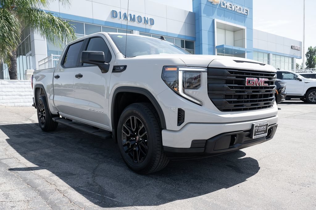 New 2026 GMC Sierra 1500 Pro w/ Graphite Edition
