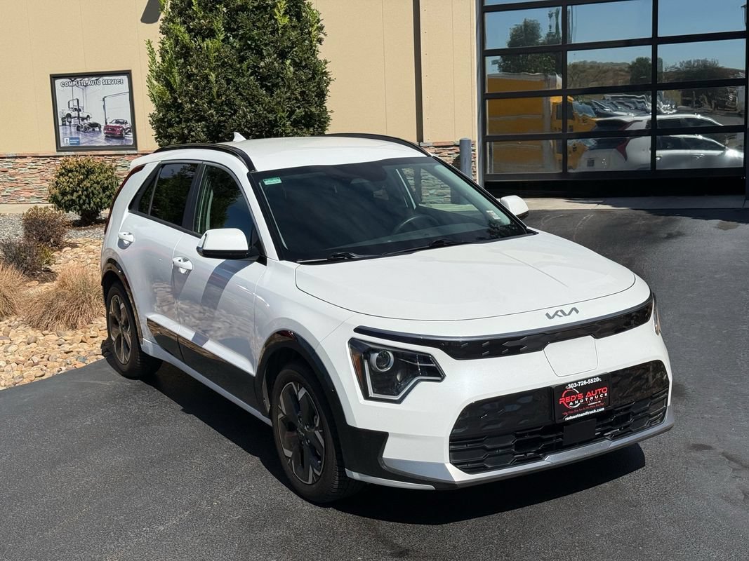 Used 2023 Kia Niro Wind w/ Wind Preserve Package FWD image 10