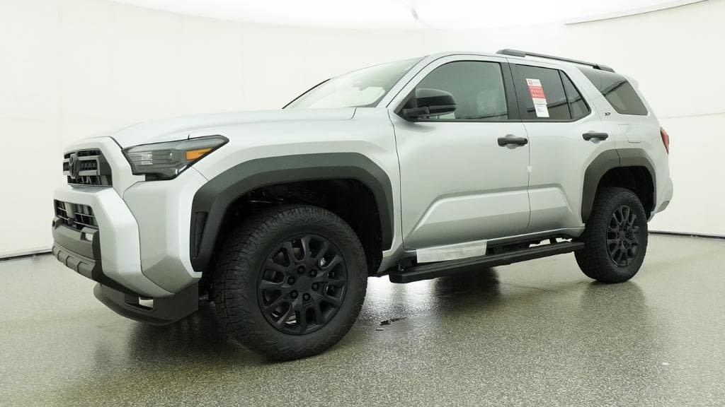 Used 2026 Toyota 4Runner SR5 RWD image 17