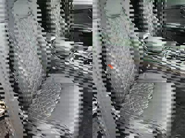 Used 2023 Audi SQ8 Prestige image 24