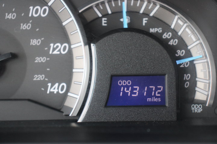 Used 2012 Toyota Camry SE FWD image 25