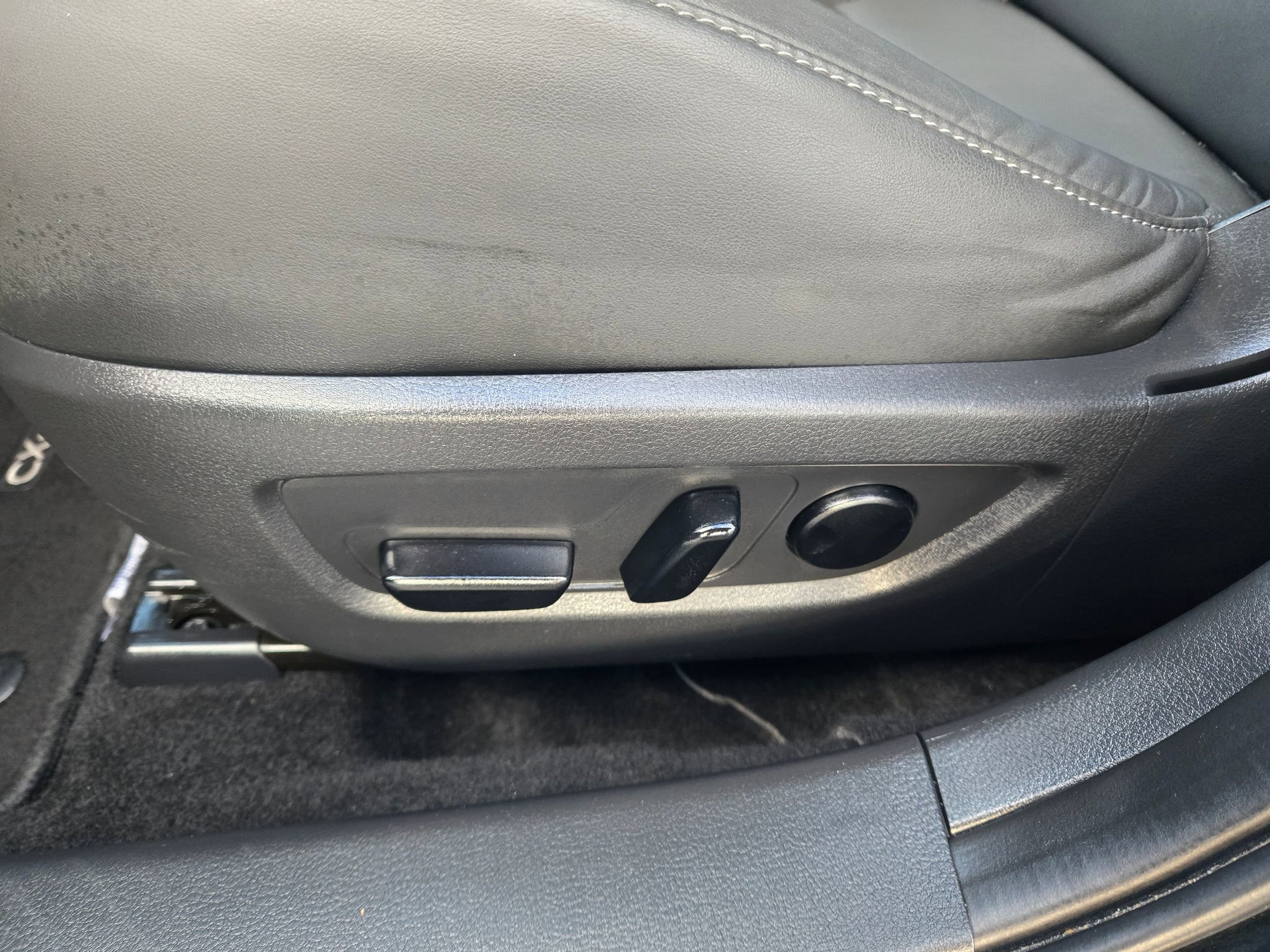 Used 2025 MAZDA CX-30 AWD 2.5 S w/ Preferred Package image 23