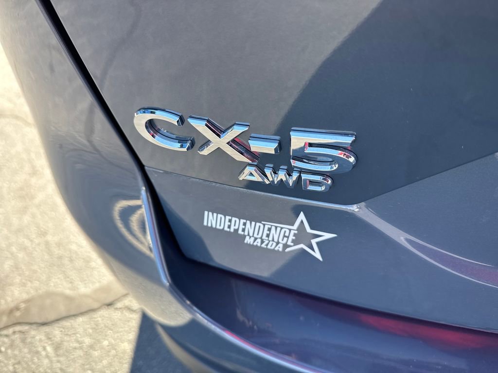 Used 2023 MAZDA CX-5 Carbon Edition image 29