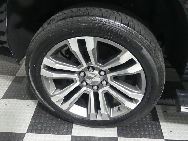 Used 2019 GMC Yukon Denali w/ Denali Ultimate Package AWD/4WD image 16