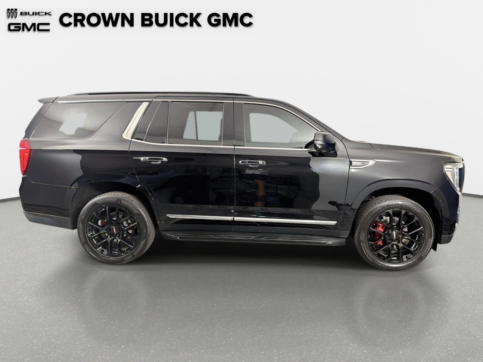 Used 2022 GMC Yukon SLT w/ SLT Premium Package AWD/4WD image 4