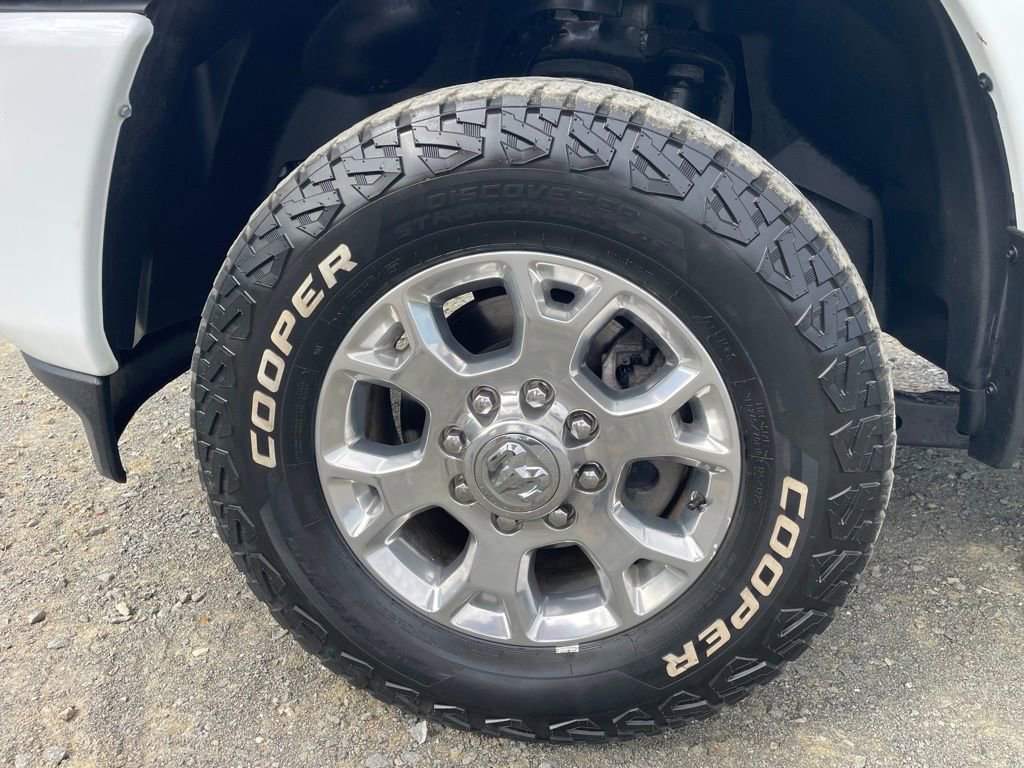 Used 2024 RAM 2500 Laramie w/ Safety Group image 21