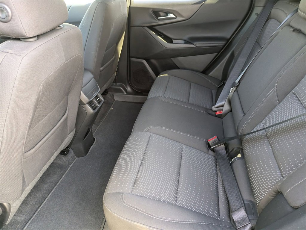 Used 2025 Chevrolet Equinox LT image 24