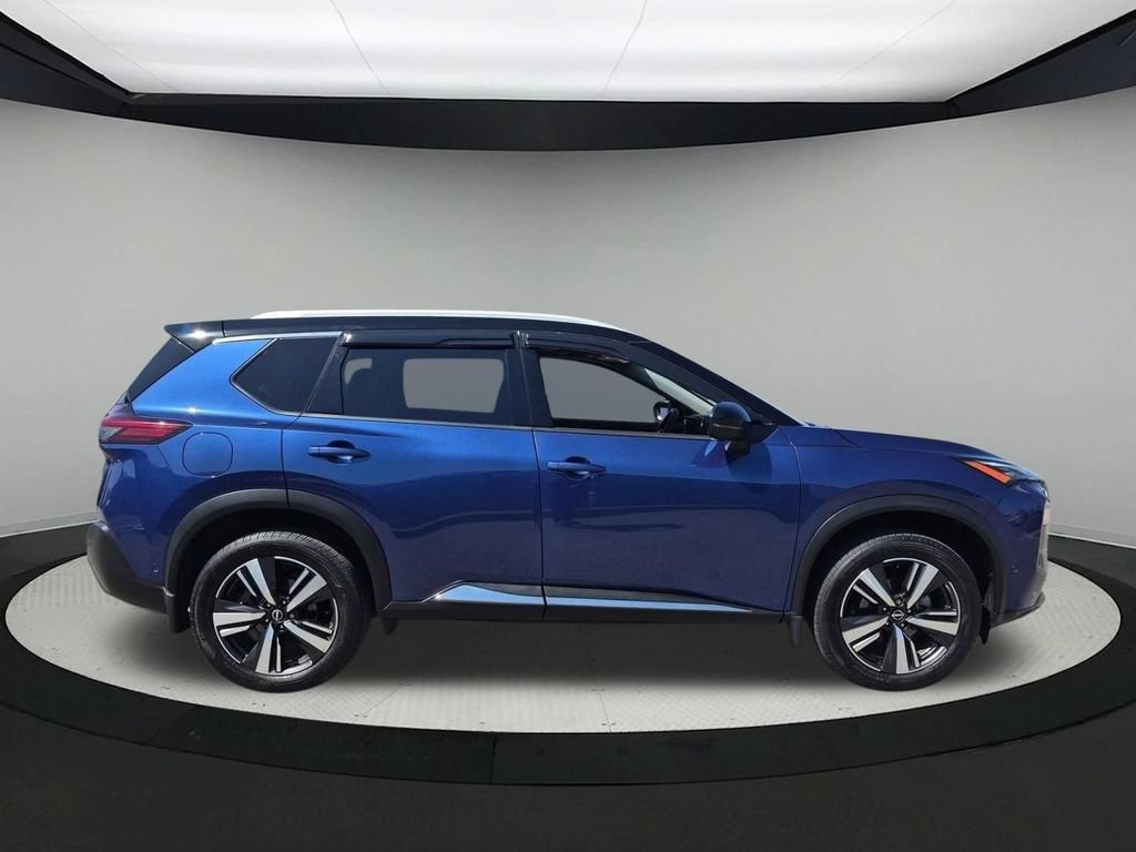 Used 2023 Nissan Rogue SL w/ SL Premium Package FWD image 9