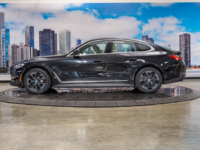 Used 2023 BMW i4 eDrive35 w/ Premium Package RWD image 6