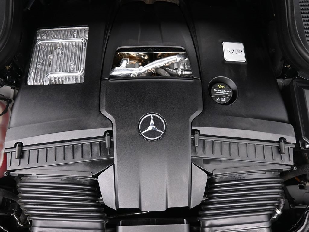 Used 2024 Mercedes-Benz GLS 580 4MATIC image 28