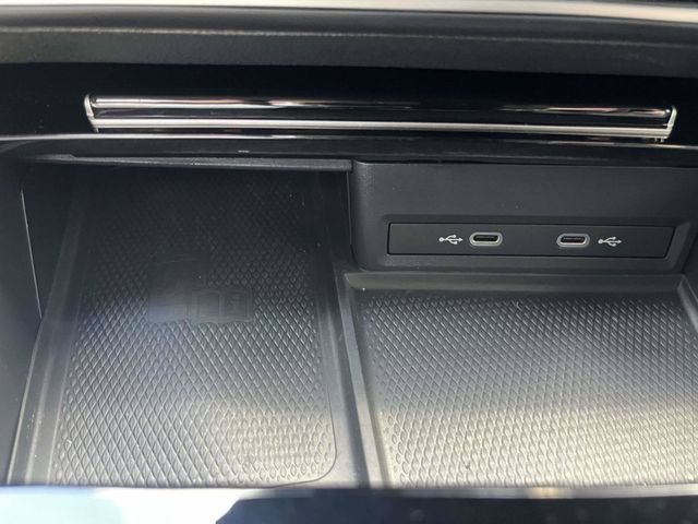 Used 2024 Volkswagen Atlas SE FWD image 31