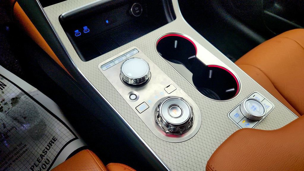 Used 2025 Genesis GV80 3.5T Advanced image 17