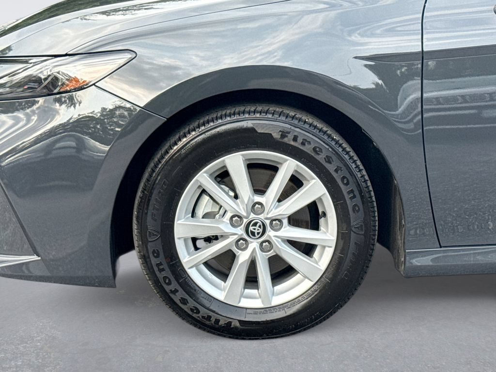 Used 2025 Toyota Camry LE w/ Convenience Package FWD image 18