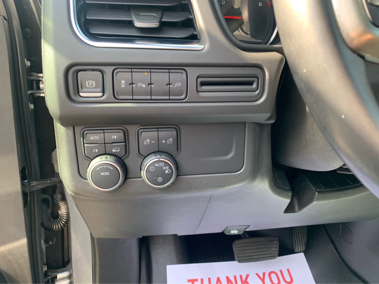 Used 2021 Chevrolet Tahoe LT image 14