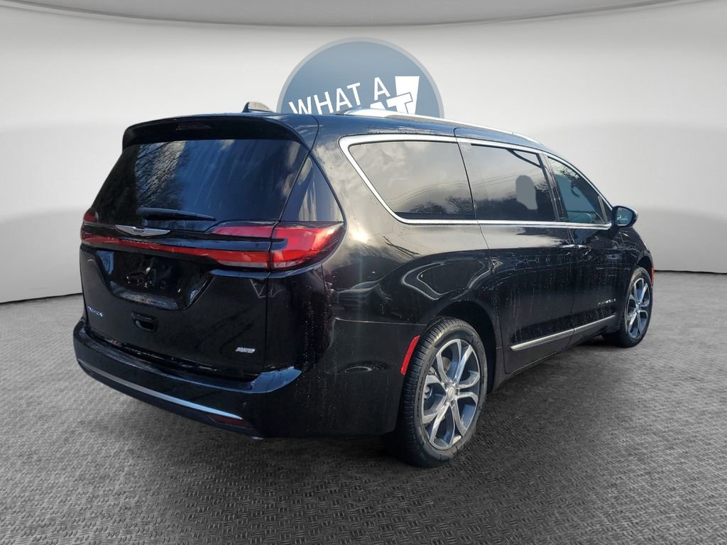 New 2026 Chrysler Pacifica Pinnacle AWD/4WD image 3