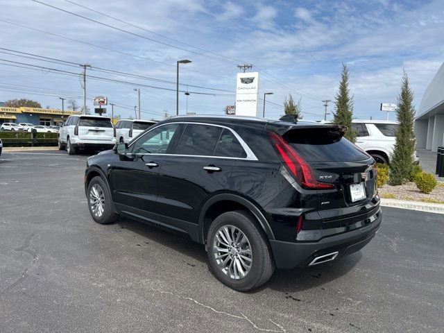 Used 2024 Cadillac XT4 Premium Luxury w/ Technology Package image 8