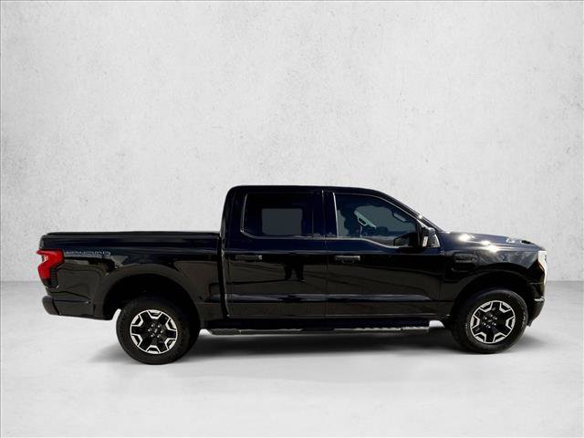 Used 2023 Ford F150 Lightning XLT AWD/4WD image 3