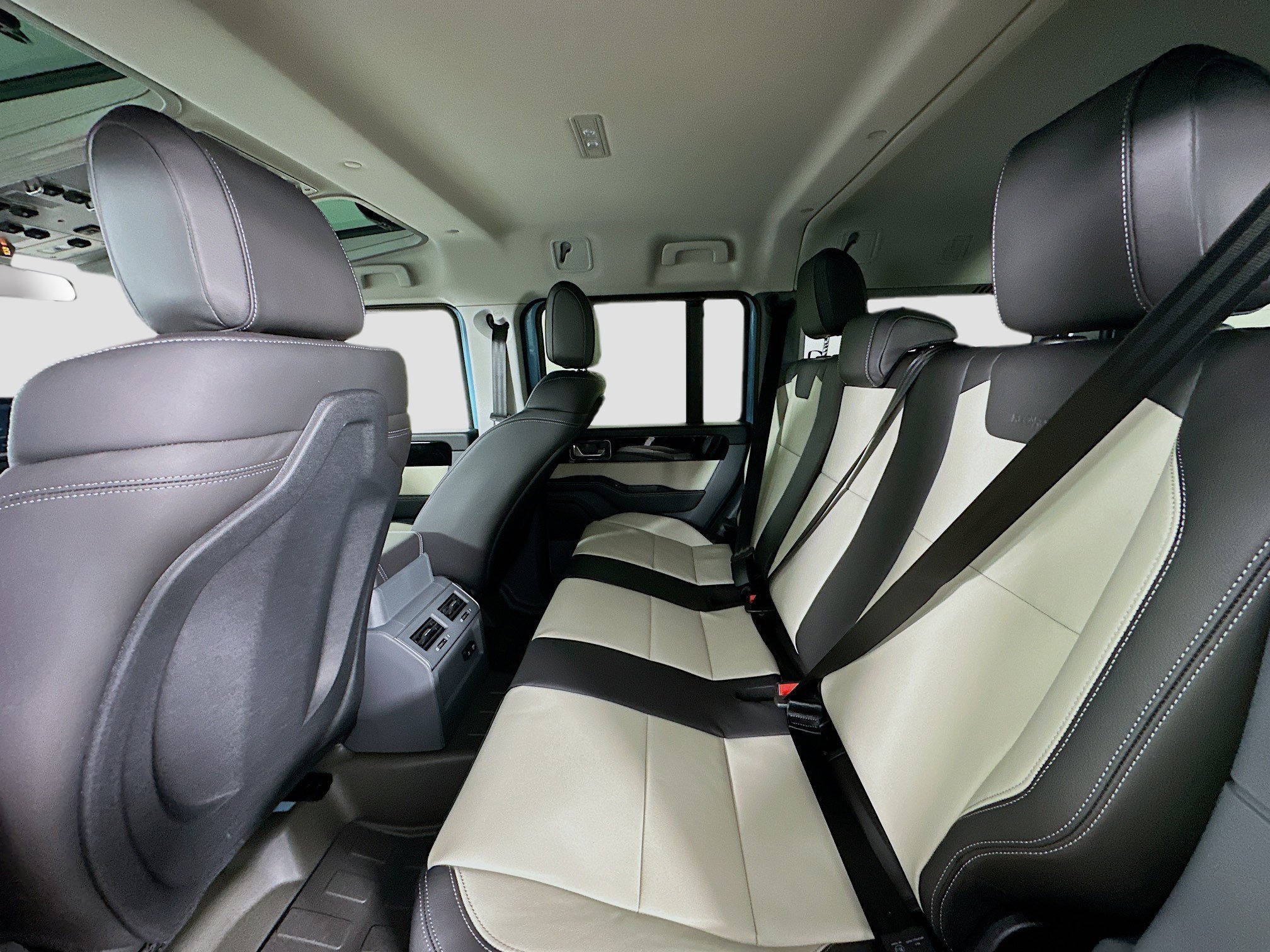 New 2025 INEOS Grenadier AWD/4WD image 38