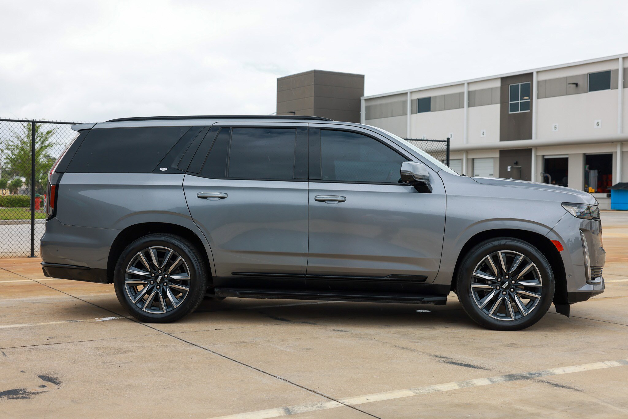 Used 2021 Cadillac Escalade Sport Platinum image 17