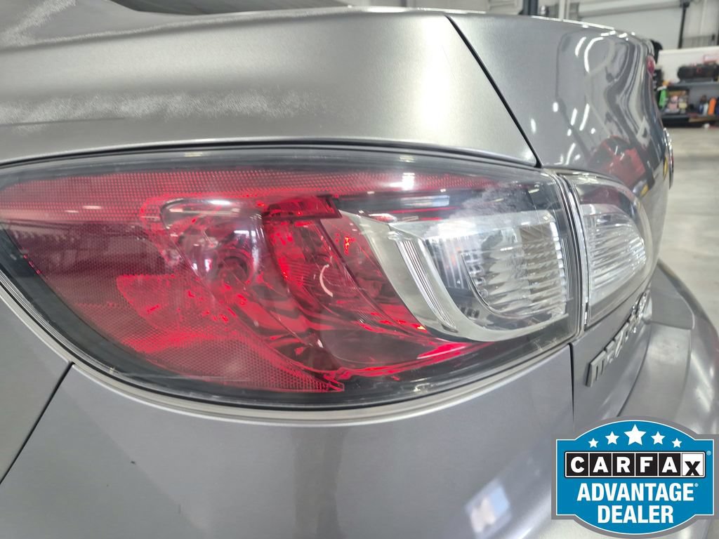 Used 2012 MAZDA MAZDA3 i Sport FWD image 32