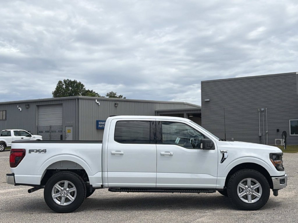 New 2026 Ford F150 XLT AWD/4WD image 3