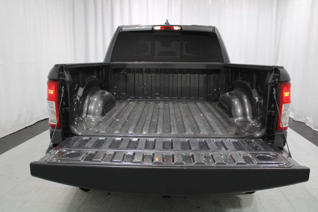 Used 2020 RAM 1500 Big Horn AWD/4WD image 18