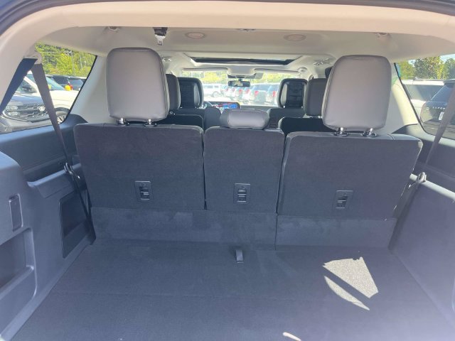 New 2027 Ford Expedition Max Active RWD image 8