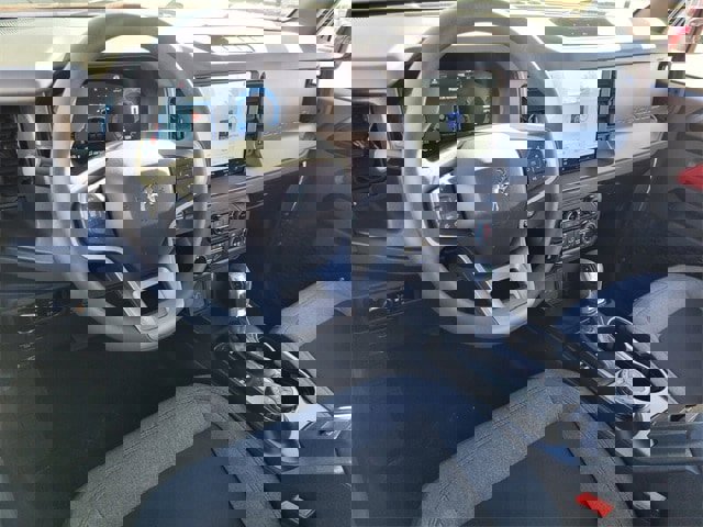 New 2025 Ford Bronco 2-Door w/ Sasquatch Package image 32