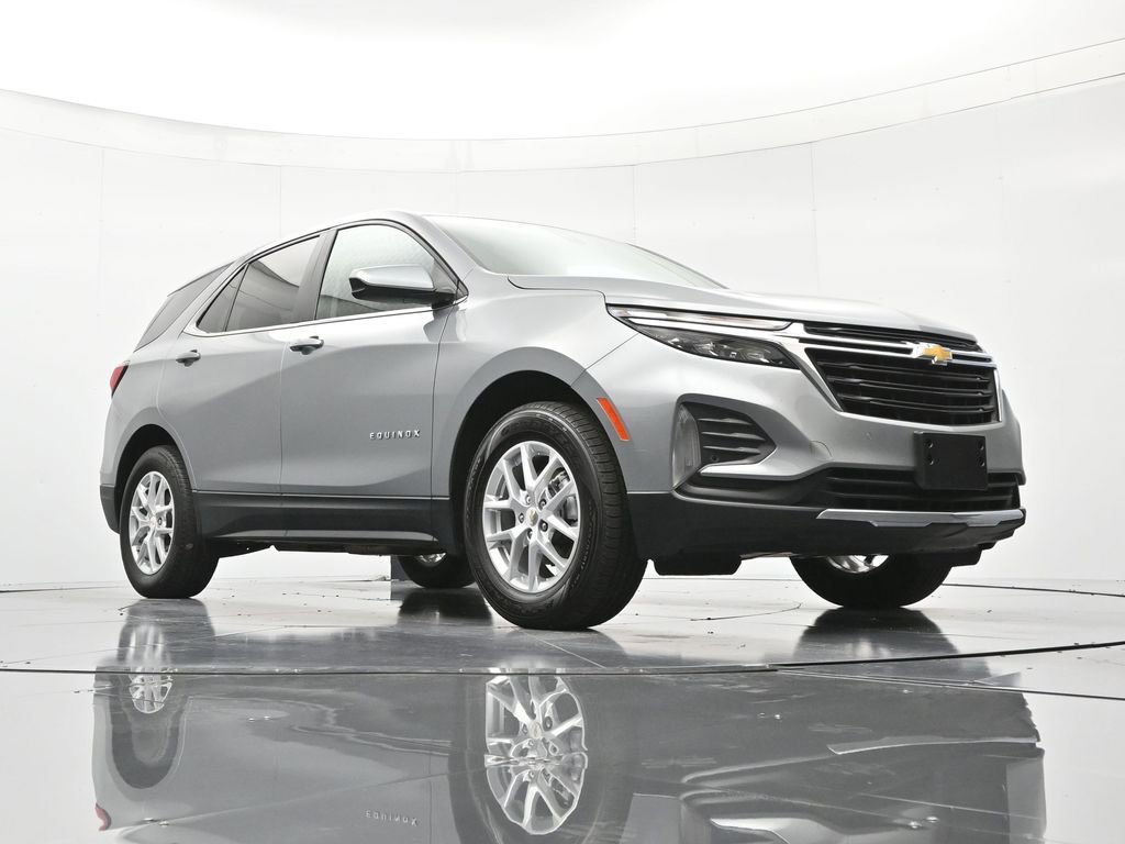 Used 2024 Chevrolet Equinox LT image 38
