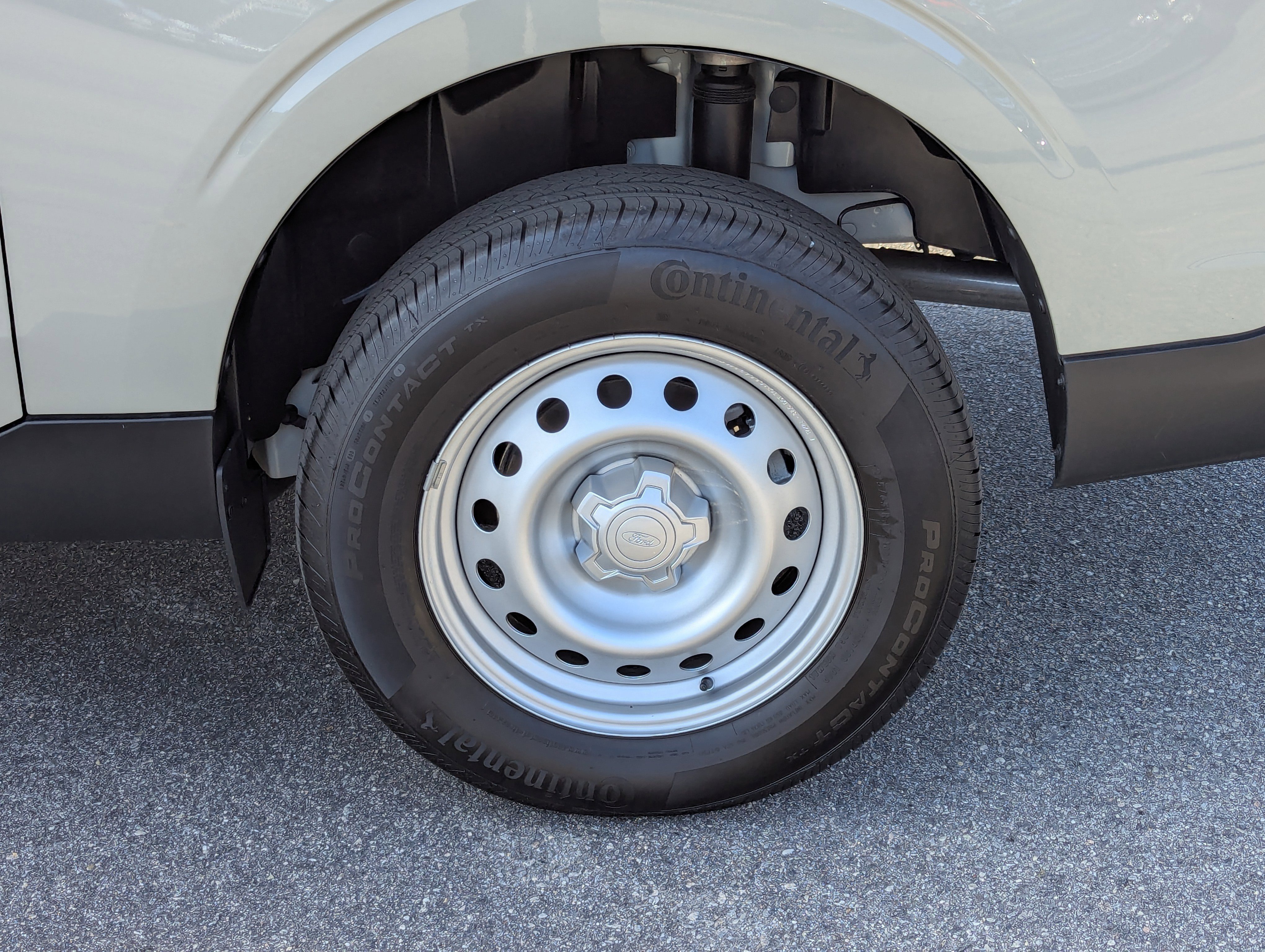 Used 2025 Ford Maverick XL image 27