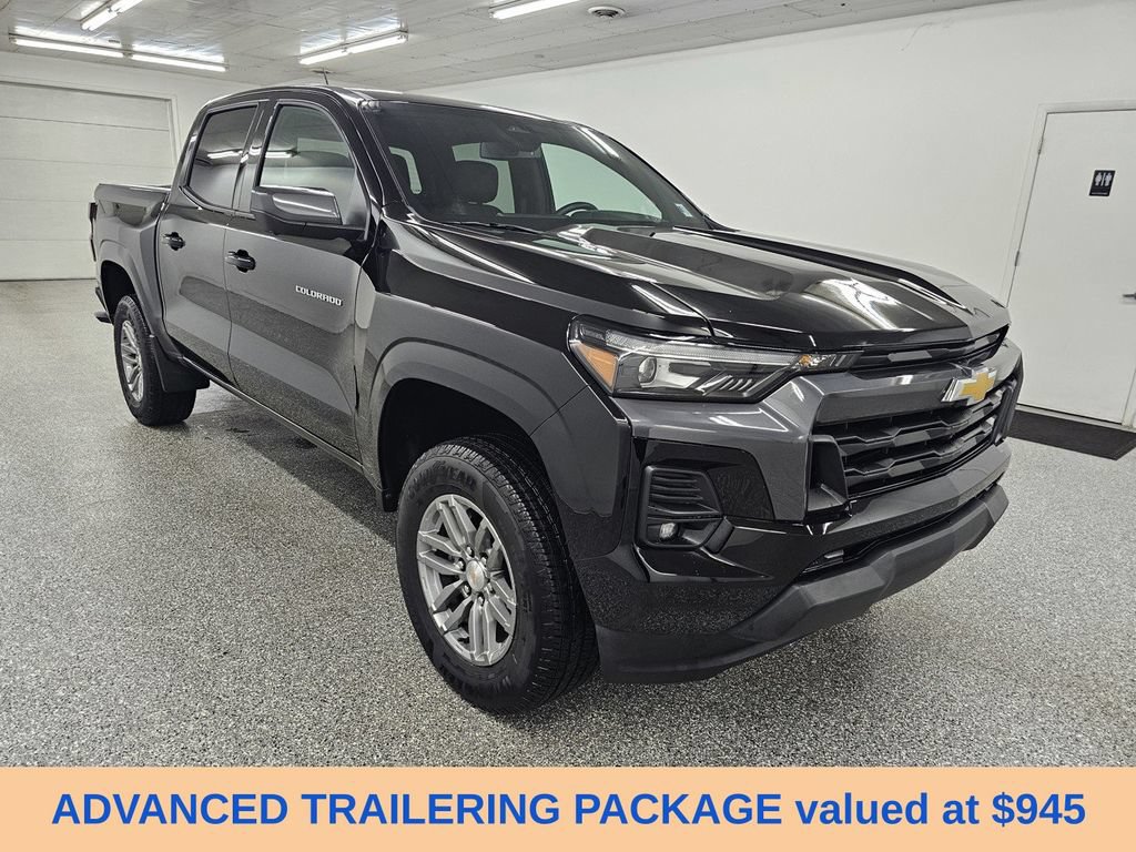 Used 2026 Chevrolet Colorado LT w/ LT Convenience Package AWD/4WD image 3