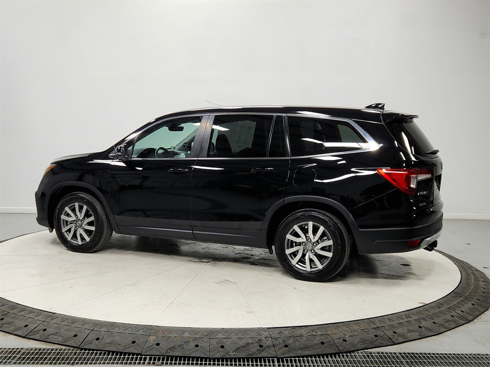 Used 2019 Honda Pilot EX-L image 5
