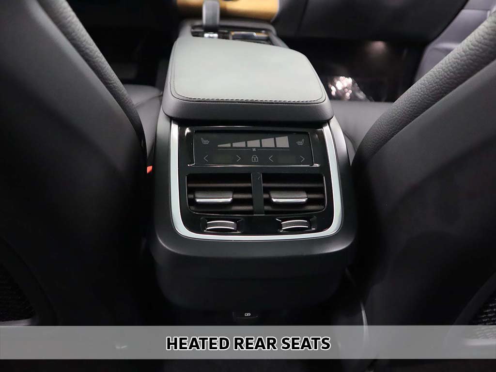 Used 2025 Volvo XC90 B6 Plus w/ Protection Package Premier AWD/4WD image 10