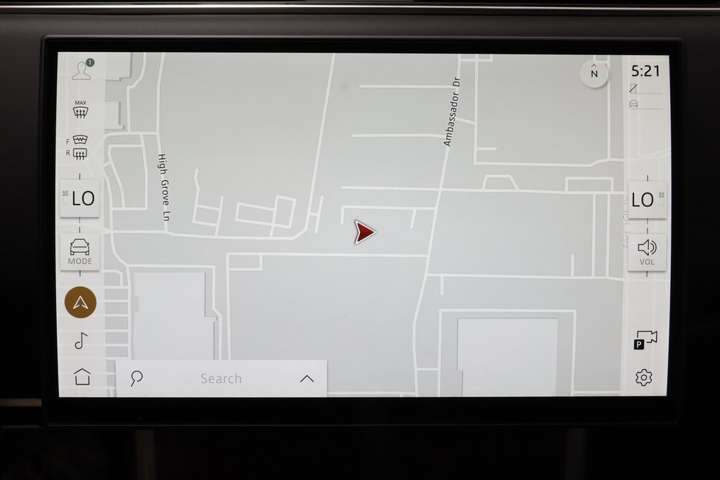 New 2025 Land Rover Range Rover SE image 10