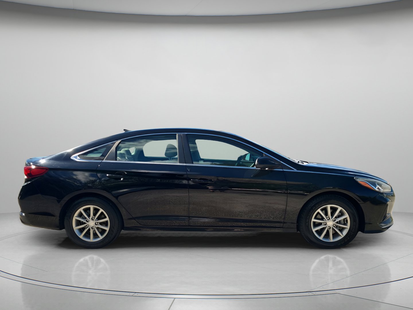 Used 2019 Hyundai Sonata ECO image 4