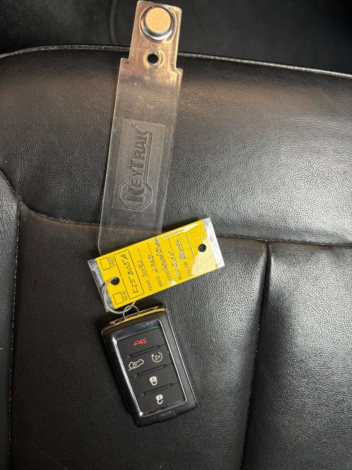 Used 2021 Jeep Grand Cherokee L Limited RWD image 13