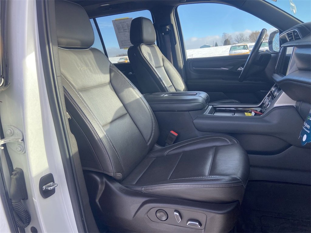 Certified 2022 GMC Yukon Denali w/ Denali Premium Package image 29