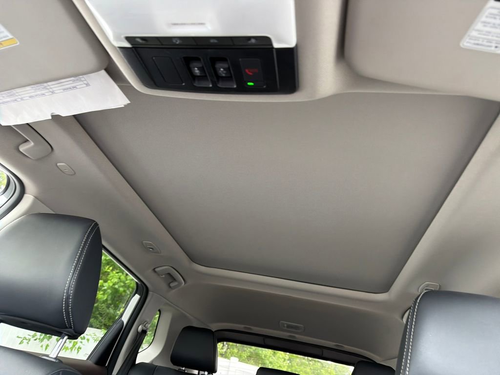 Used 2023 Nissan Rogue SL FWD image 23