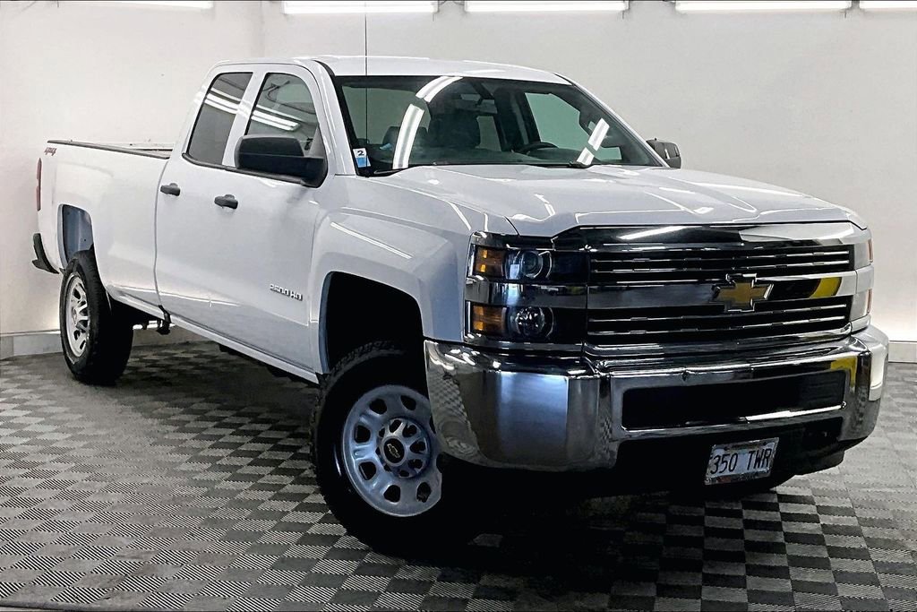 Used 2018 Chevrolet Silverado 2500 W/T w/ WT Convenience Package AWD/4WD image 11
