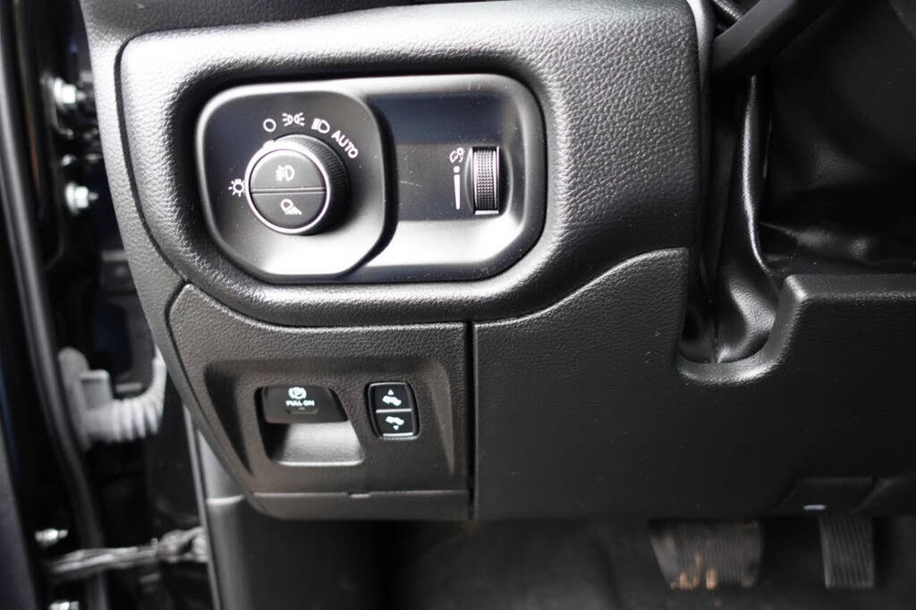 Used 2022 RAM 1500 Big Horn AWD/4WD image 55