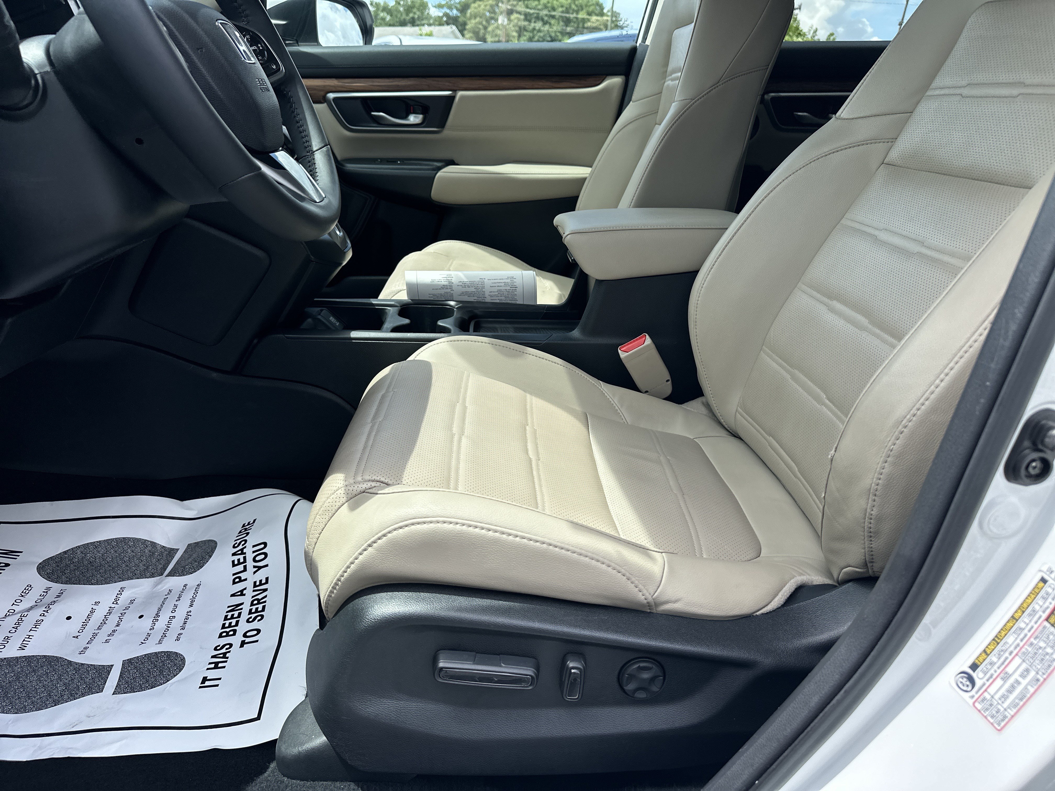 Used 2019 Honda CR-V Touring image 9