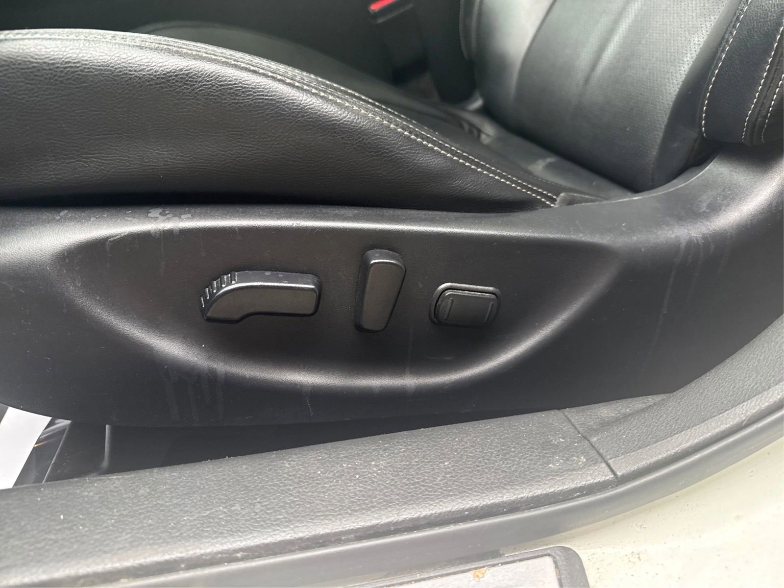 Used 2020 Nissan Maxima 3.5 SL w/ Floor Mat Group FWD image 18