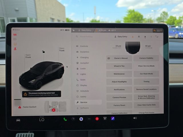 Used 2022 Tesla Model Y Performance image 10
