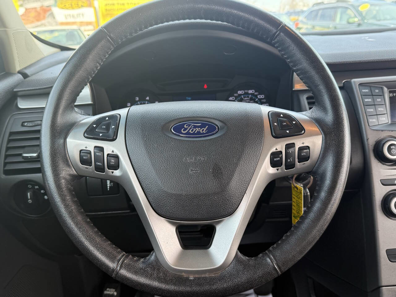 Used 2017 Ford Flex SE image 7