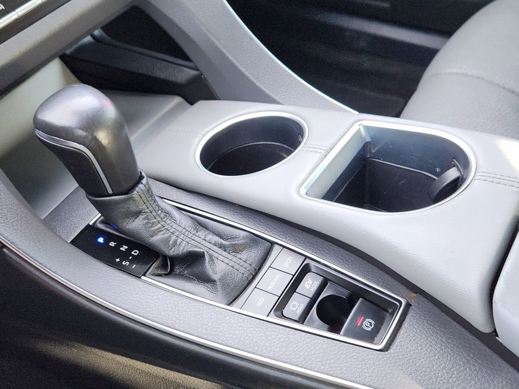 Used 2021 Toyota Avalon Limited w/ Advanced Safety Package FWD image 15