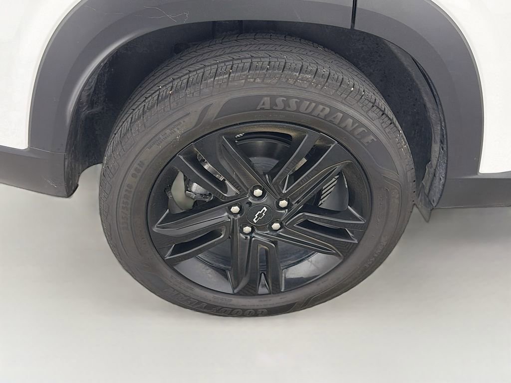 Used 2025 Chevrolet Trax ACTIV w/ Driver Confidence Package image 31