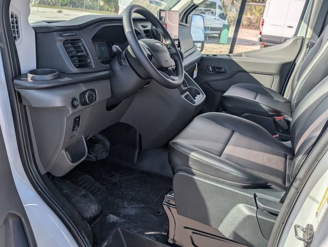 New 2026 Ford Transit 250 148 Medium Roof RWD image 5
