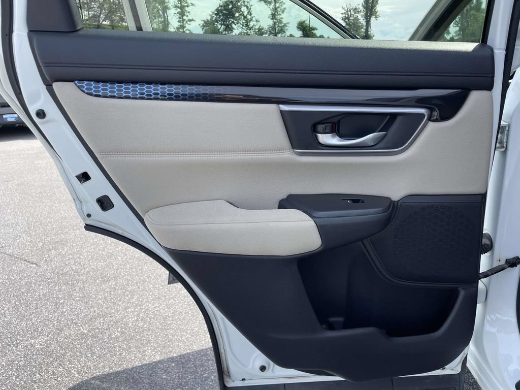 Used 2017 Honda CR-V EX image 2