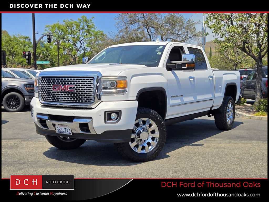 Used 2016 GMC Sierra 2500 Denali w/ Duramax Plus Package AWD/4WD image 1